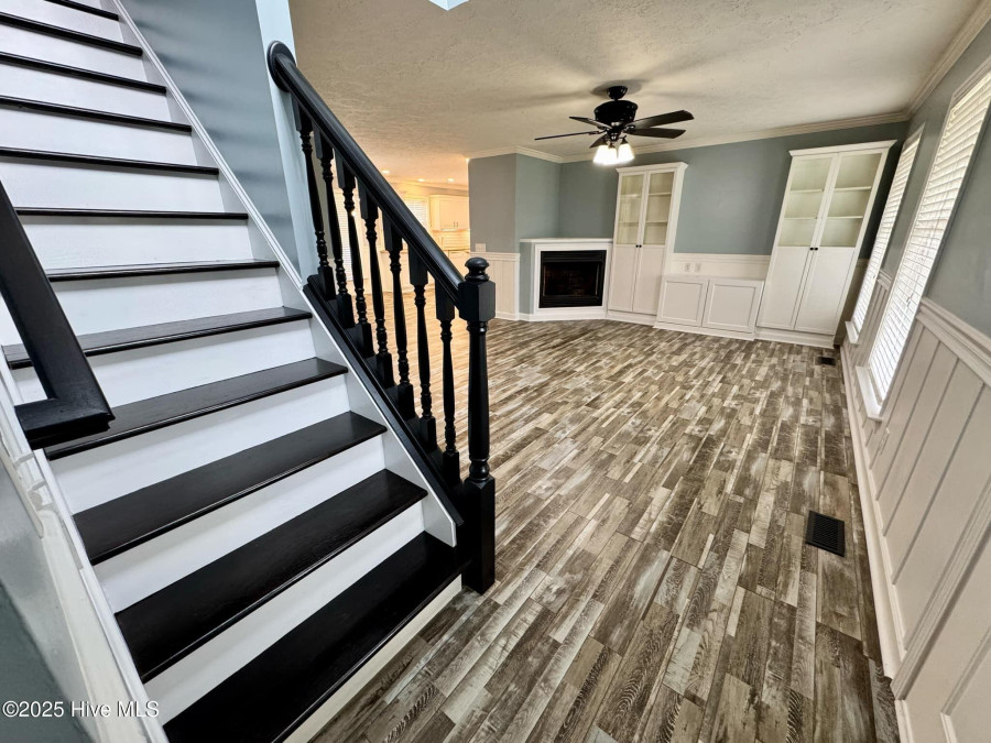 2726 Saint John Cir Kinston, NC 28504