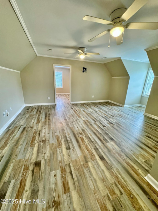 2726 Saint John Cir Kinston, NC 28504