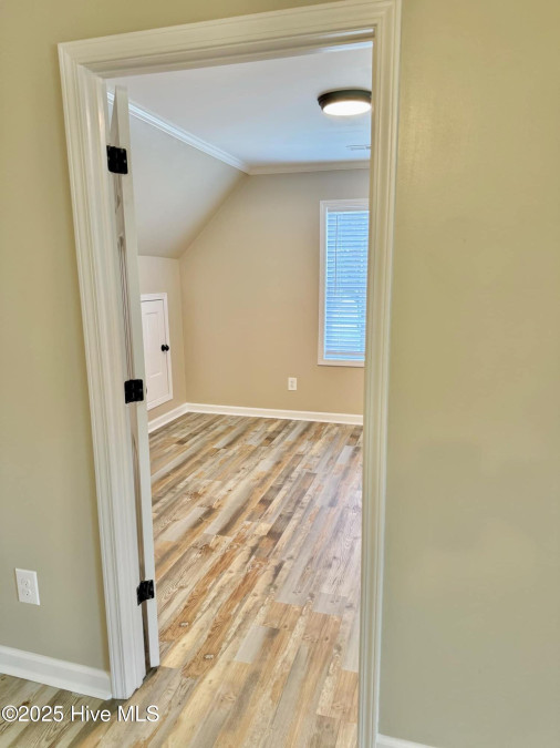 2726 Saint John Cir Kinston, NC 28504