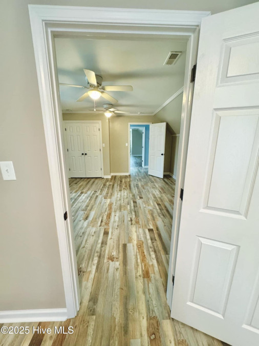 2726 Saint John Cir Kinston, NC 28504