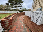 2726 Saint John Cir Kinston, NC 28504