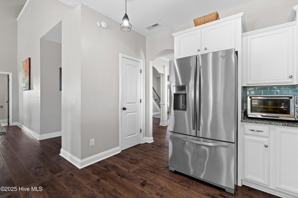 321 Plantation Dr Maple Hill, NC 28454