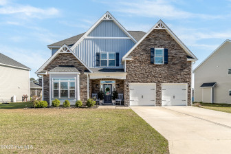 321 Plantation Dr Maple Hill, NC 28454
