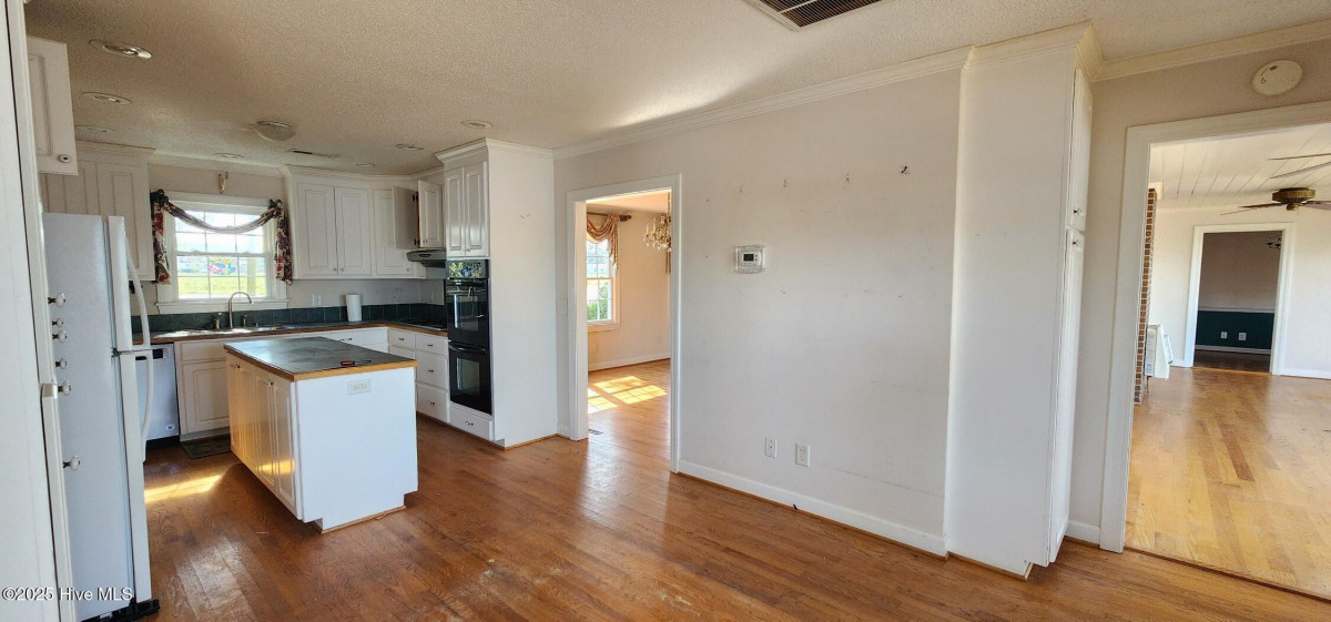 6693 Nc 92  Bath, NC 27808