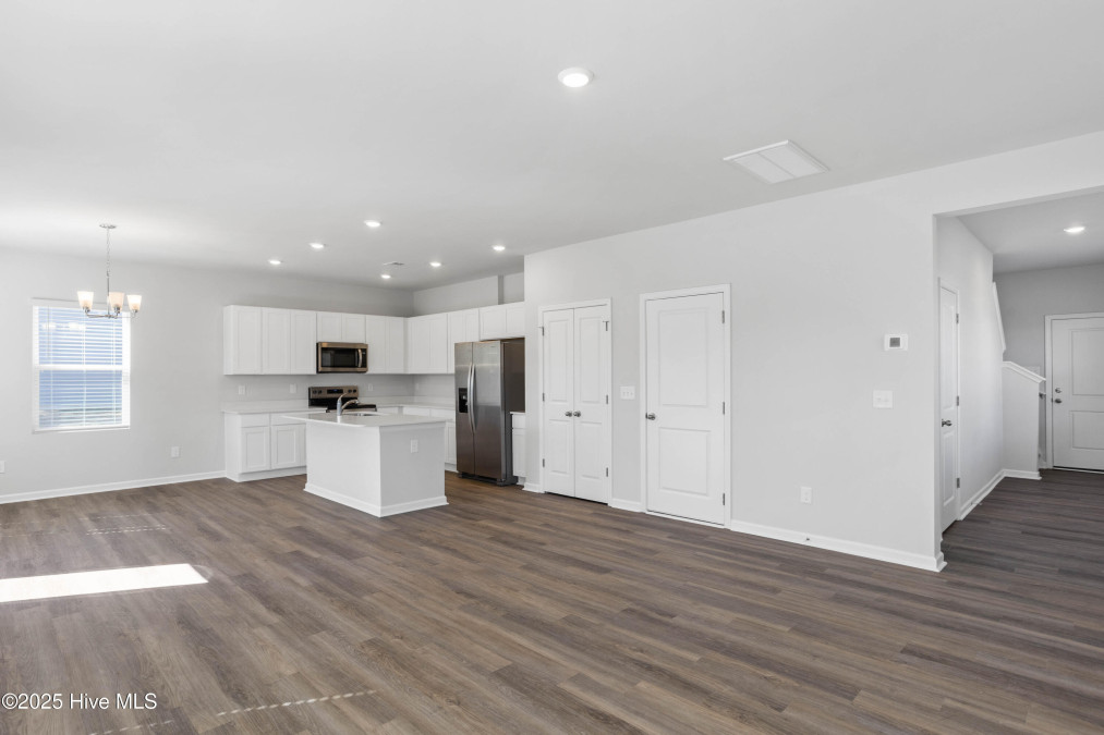 172 Squires Run Ln Richlands, NC 28574