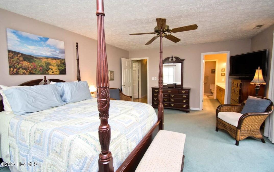 511 Pine Valley Dr Morehead City, NC 28557