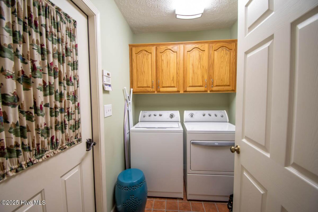 511 Pine Valley Dr Morehead City, NC 28557