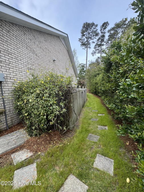 511 Pine Valley Dr Morehead City, NC 28557