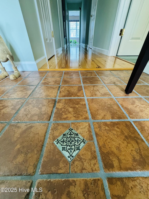 511 Pine Valley Dr Morehead City, NC 28557