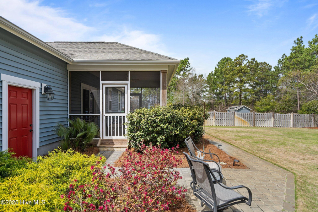 429 Belvedere Dr Holly Ridge, NC 28445