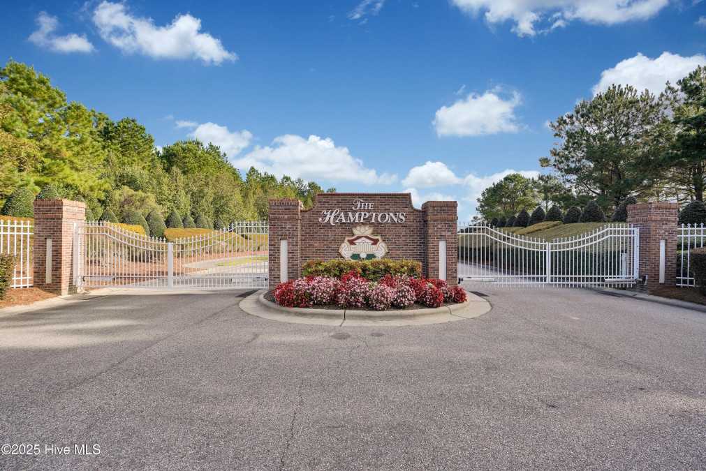 8726 Baton Rouge Ave Calabash, NC 28467