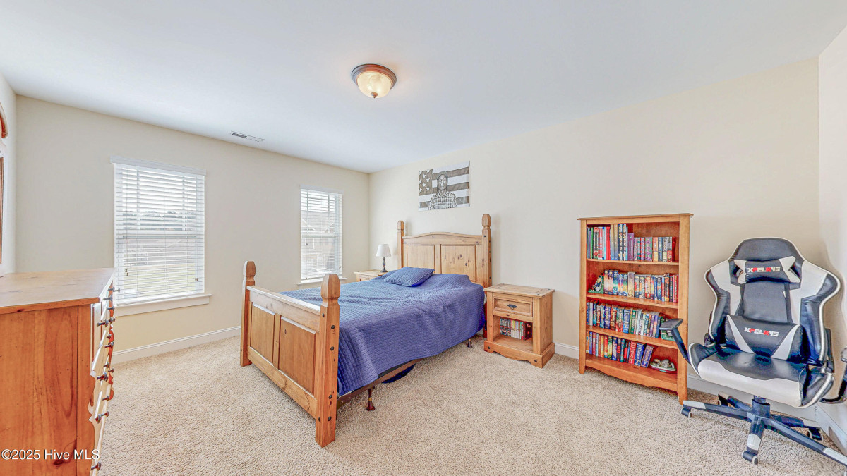 1804 Fox Den Way Greenville, NC 27858