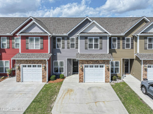 1804 Fox Den Way Greenville, NC 27858