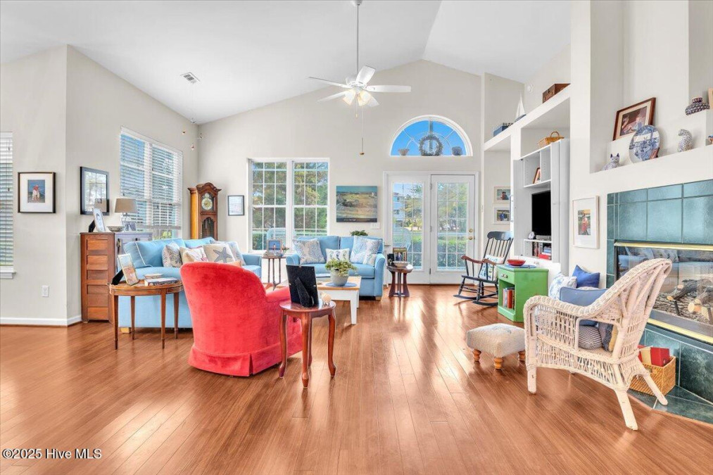 127 Fairway Dr Caswell Beach, NC 28465