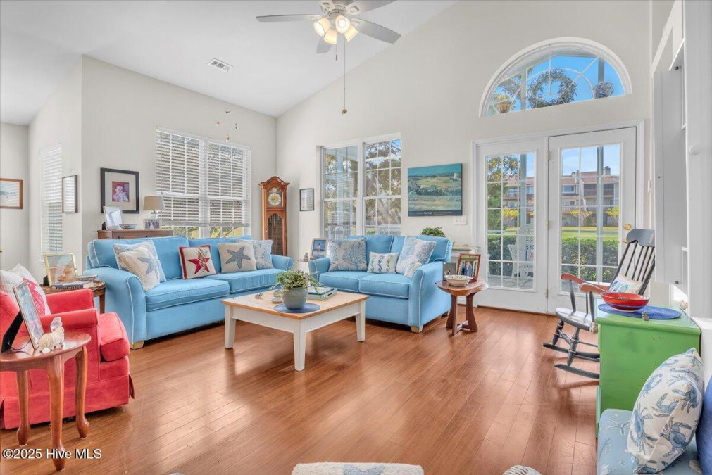 127 Fairway Dr Caswell Beach, NC 28465