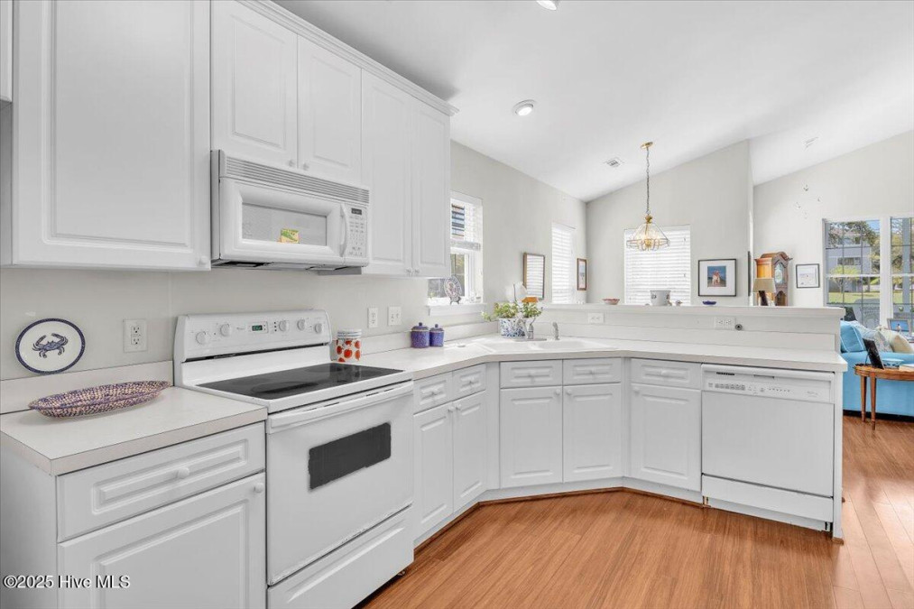 127 Fairway Dr Caswell Beach, NC 28465