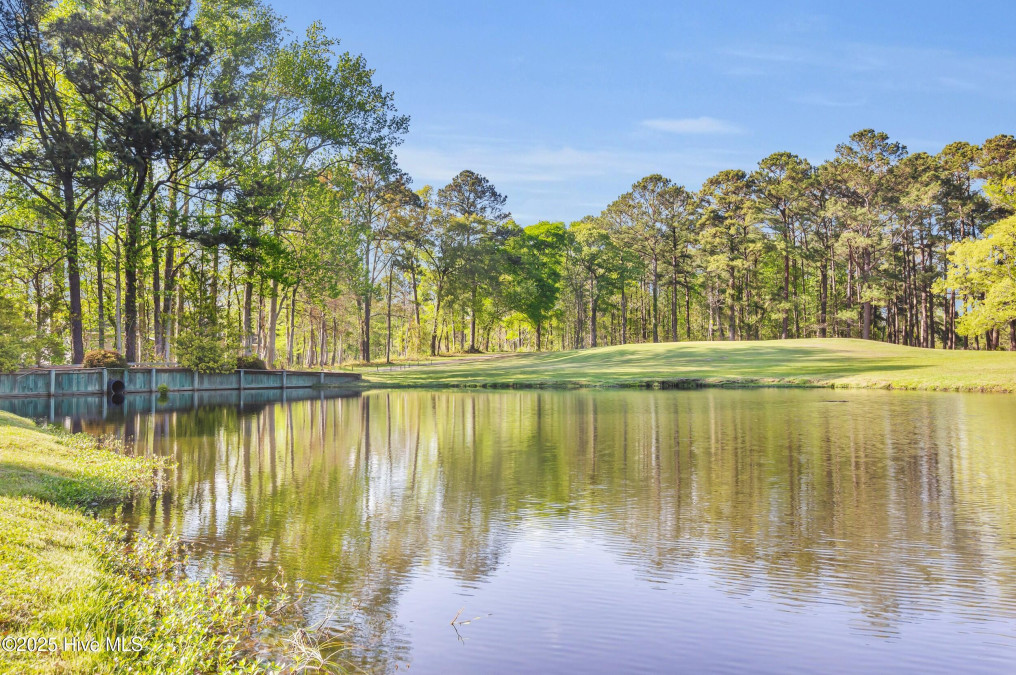 429 Country Club Dr Minnesott Beach, NC 28510