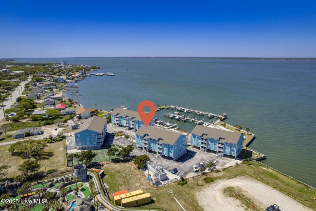1010 Salter Path Rd Indian Beach, NC 28512