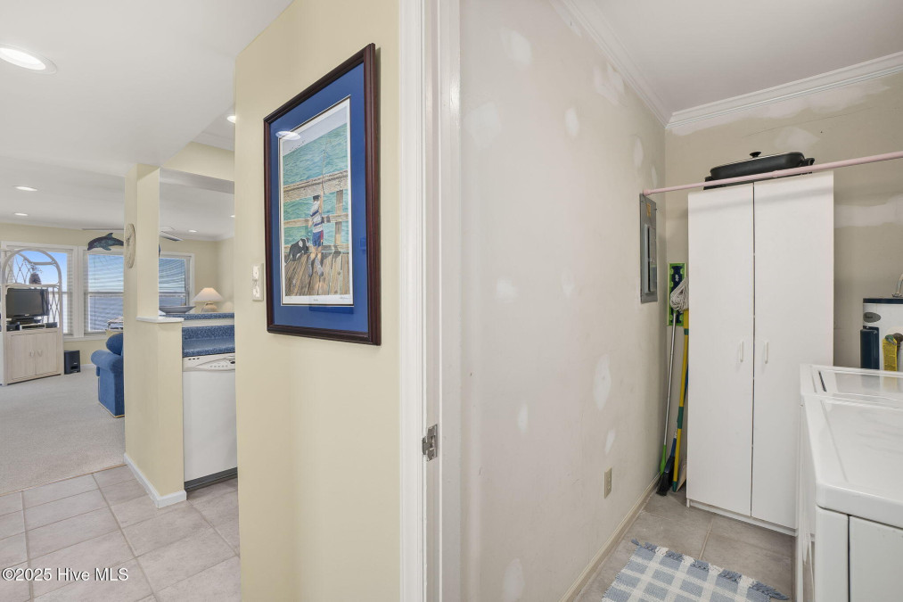 1010 Salter Path Rd Indian Beach, NC 28512