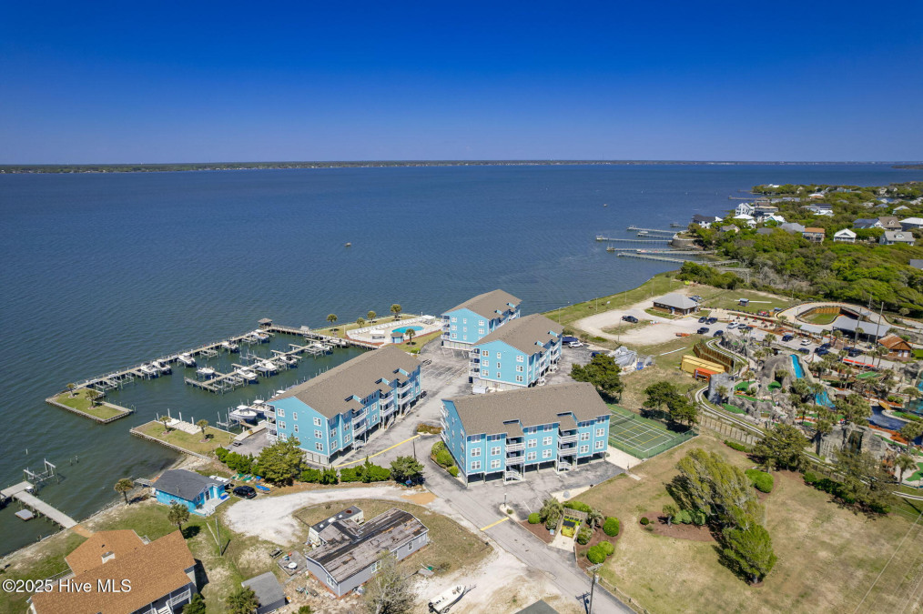 1010 Salter Path Rd Indian Beach, NC 28512