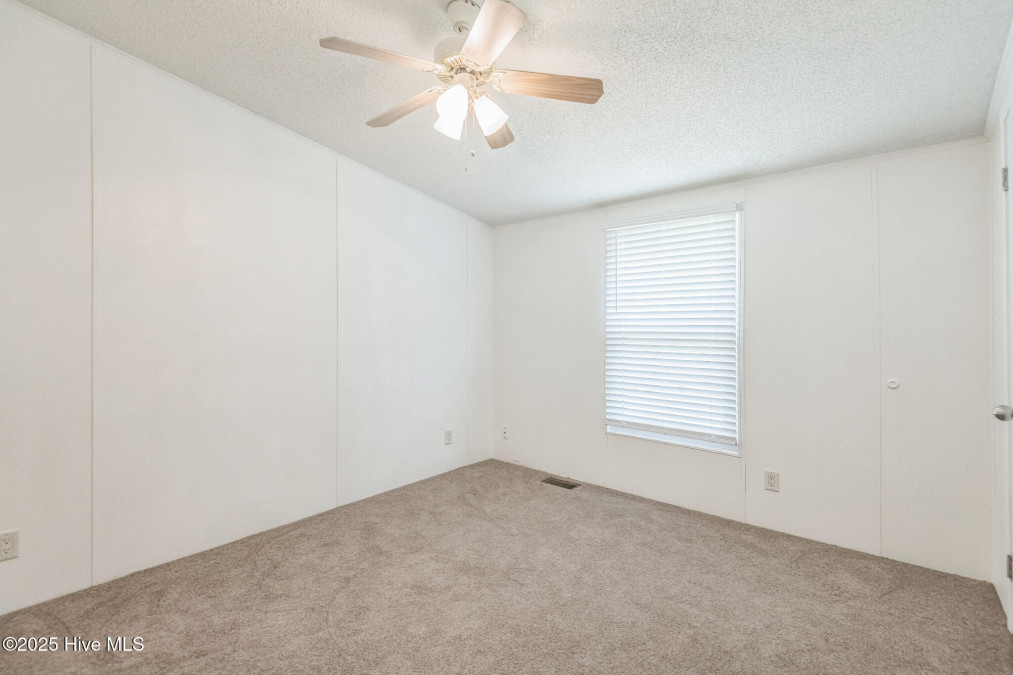 973 Scott Rd Elizabeth City, NC 27909
