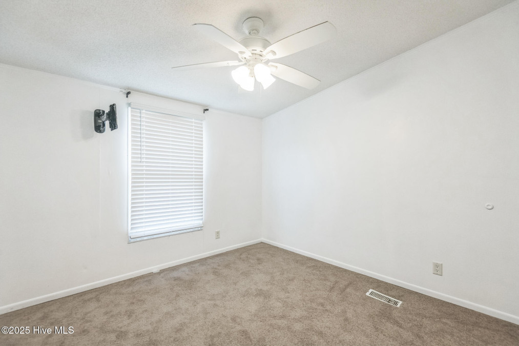 973 Scott Rd Elizabeth City, NC 27909