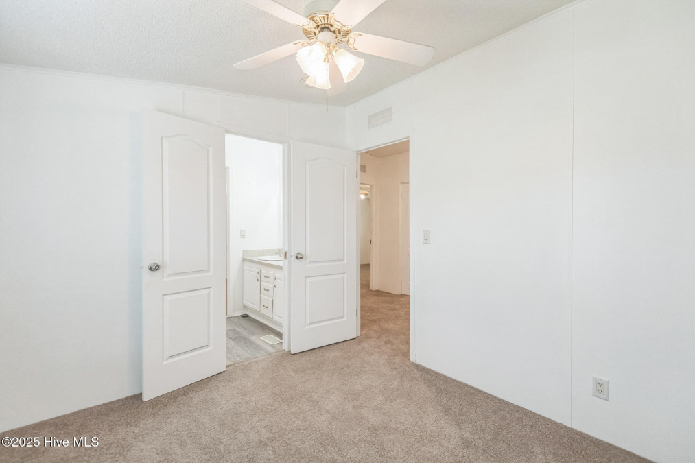 973 Scott Rd Elizabeth City, NC 27909
