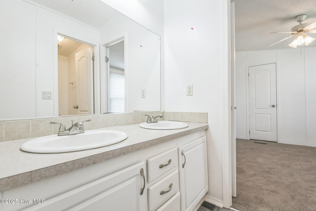 973 Scott Rd Elizabeth City, NC 27909