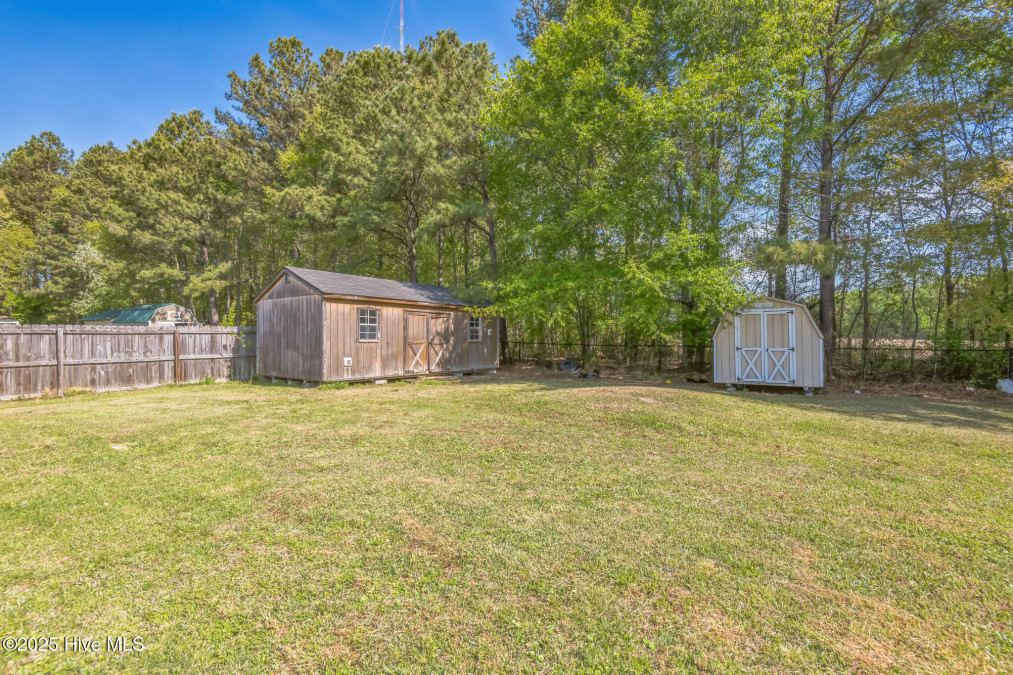 973 Scott Rd Elizabeth City, NC 27909