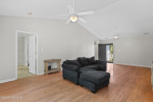 402 Pebble Ln Jacksonville, NC 28546