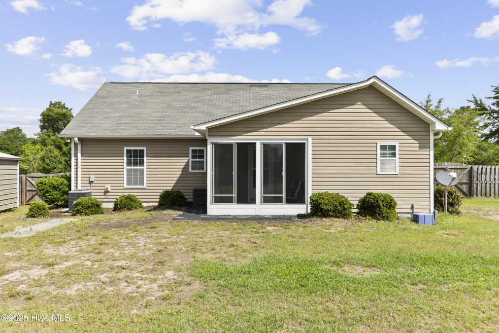 8602 Heirloom Dr Leland, NC 28451