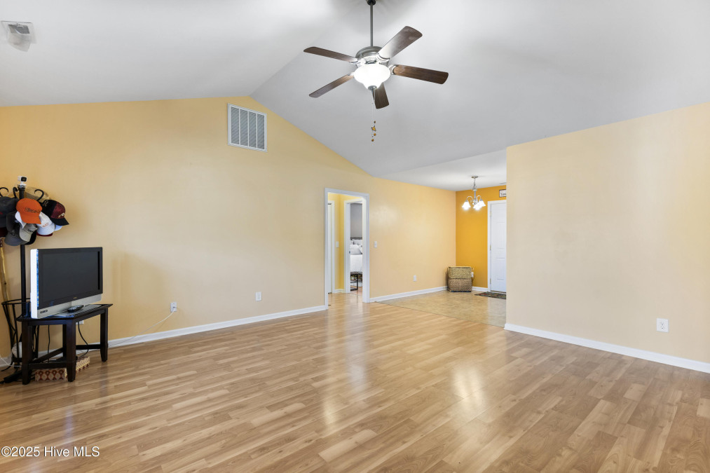 8602 Heirloom Dr Leland, NC 28451