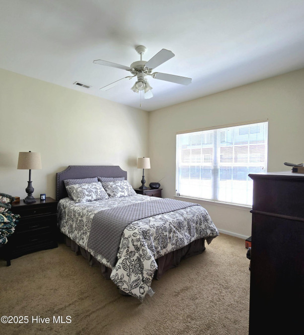 2223 Locksley Woods Dr Greenville, NC 27858