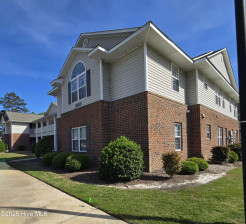 2223 Locksley Woods Dr Greenville, NC 27858