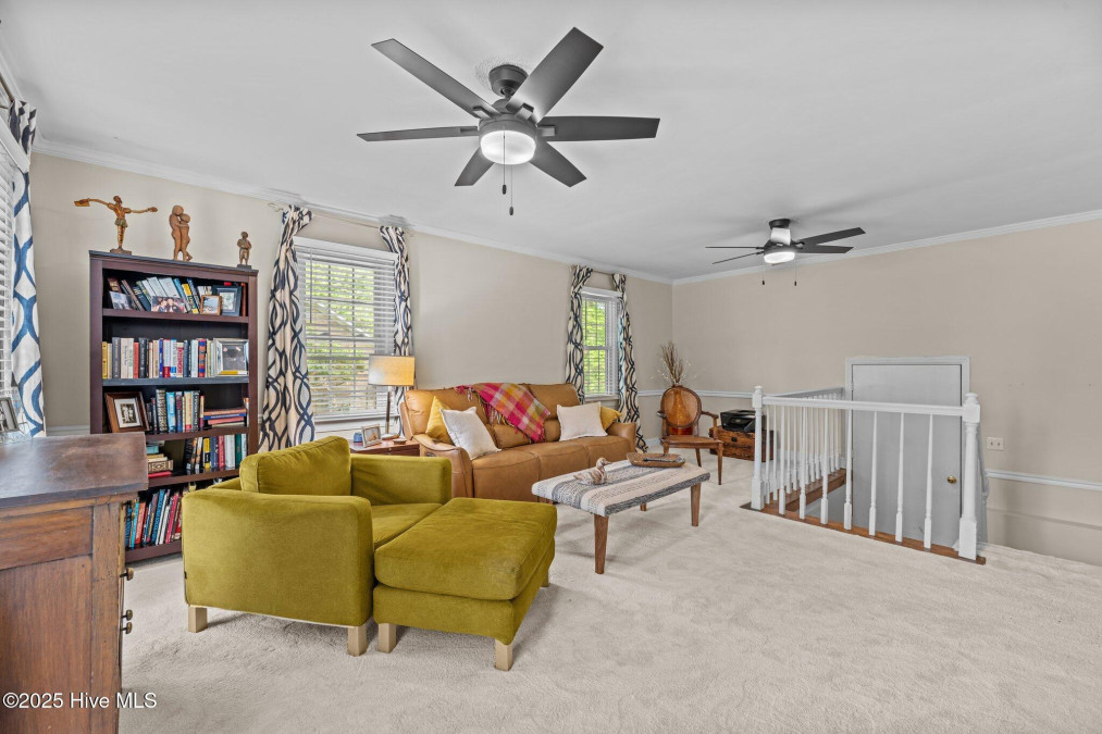 2112 Horse Shoe Bend Trent Woods, NC 28562
