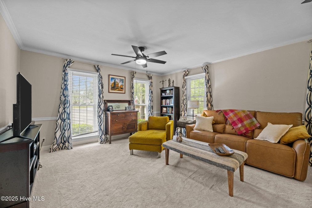 2112 Horse Shoe Bend Trent Woods, NC 28562