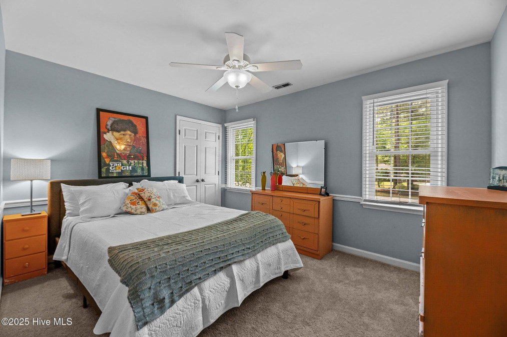 2112 Horse Shoe Bend Trent Woods, NC 28562