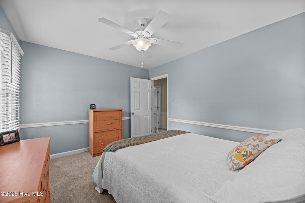 2112 Horse Shoe Bend Trent Woods, NC 28562