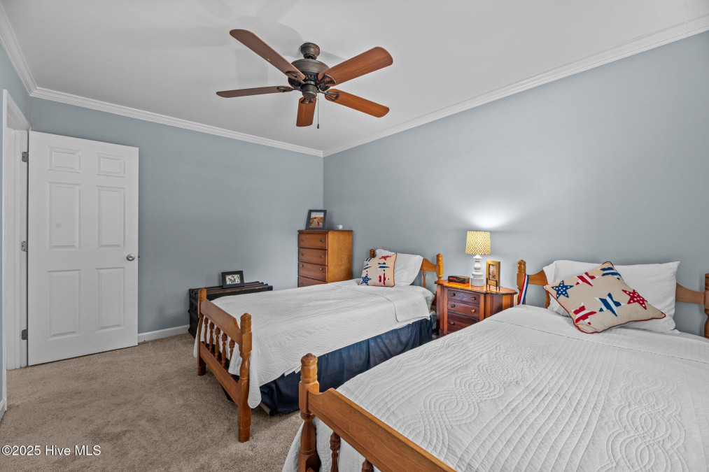 2112 Horse Shoe Bend Trent Woods, NC 28562
