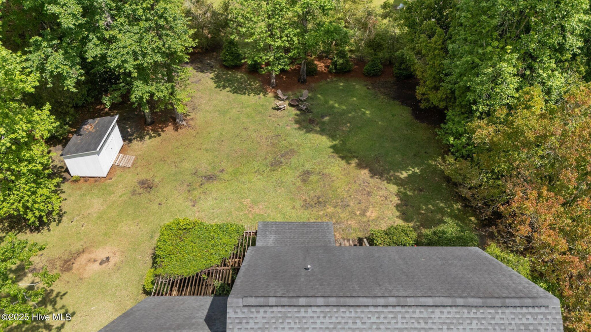 2112 Horse Shoe Bend Trent Woods, NC 28562