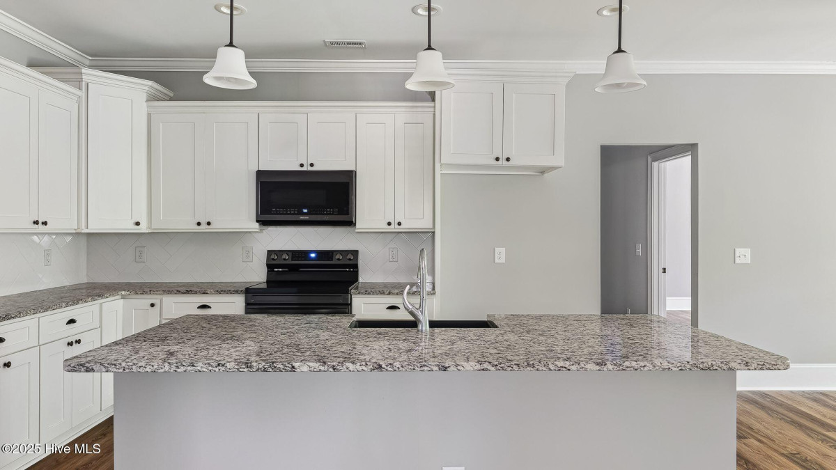 300 Diamondhead Dr Pinehurst, NC 28374