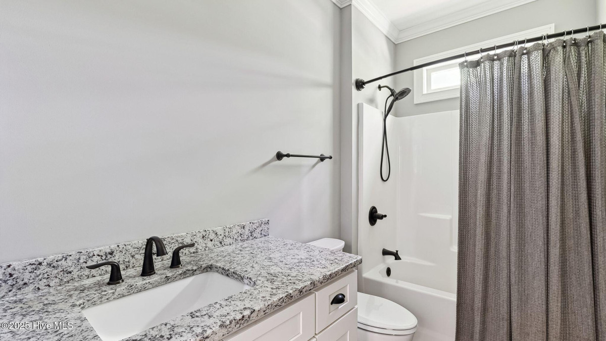 300 Diamondhead Dr Pinehurst, NC 28374