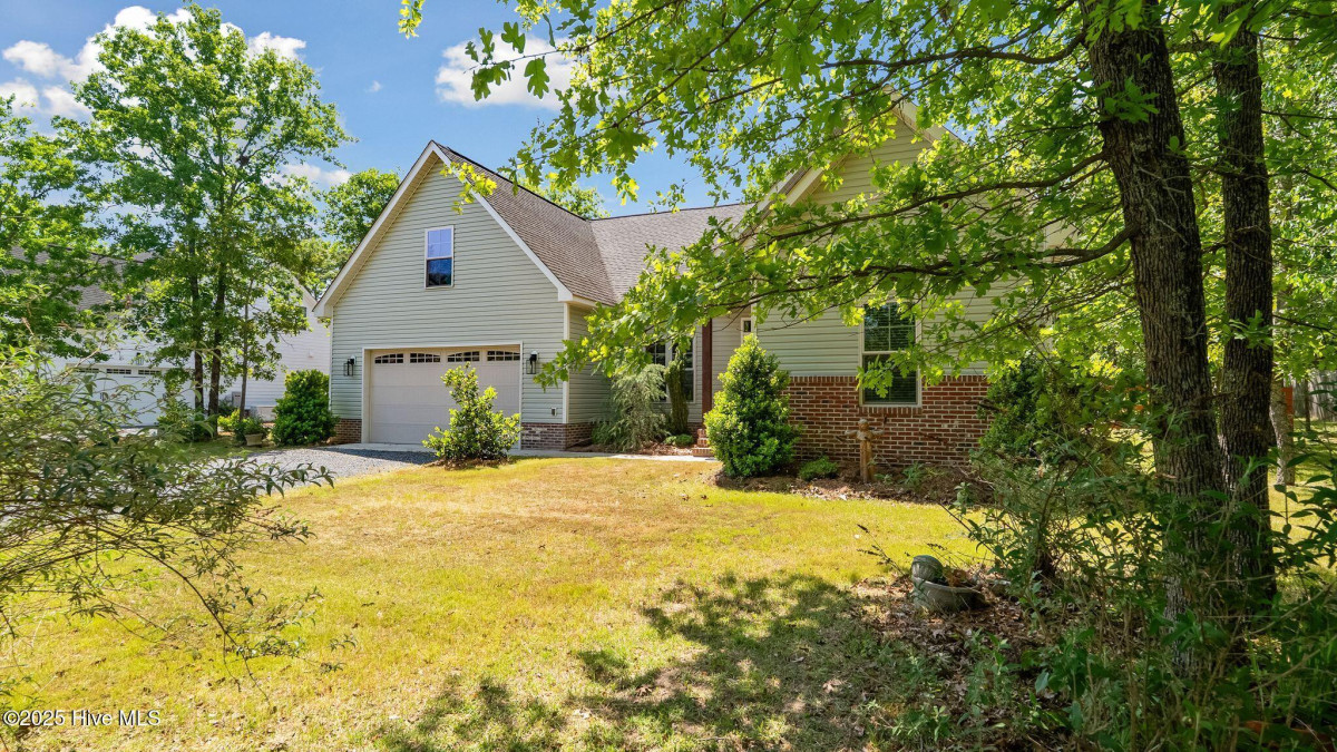300 Diamondhead Dr Pinehurst, NC 28374