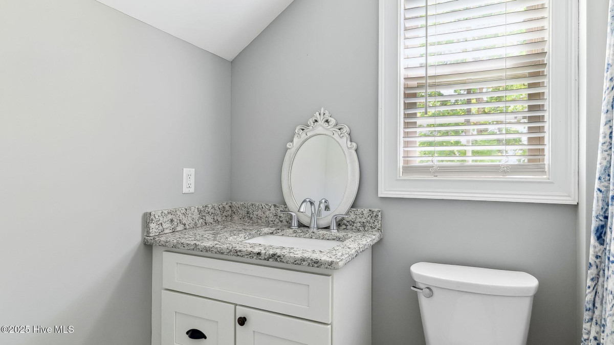 300 Diamondhead Dr Pinehurst, NC 28374