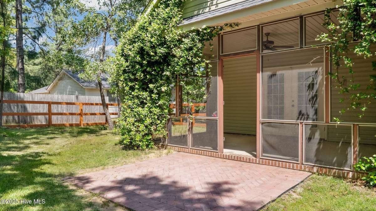 300 Diamondhead Dr Pinehurst, NC 28374
