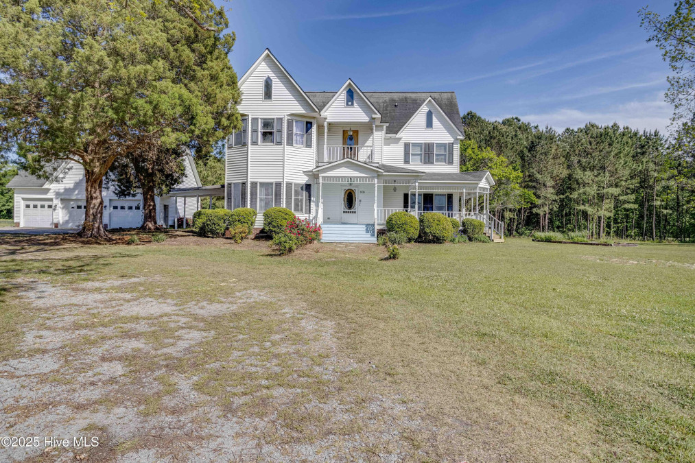 606 Cherry Rd Washington, NC 27889