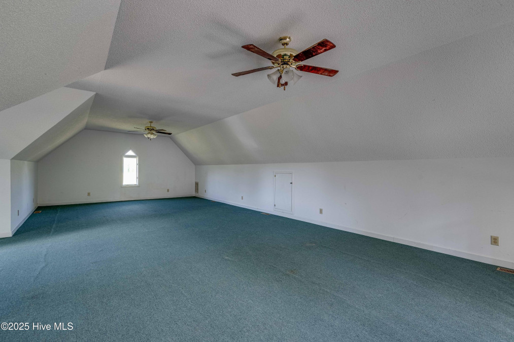 606 Cherry Rd Washington, NC 27889
