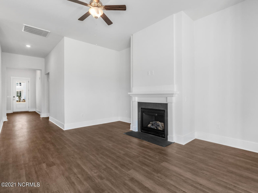 9209 Crossbill Dr Leland, NC 28451