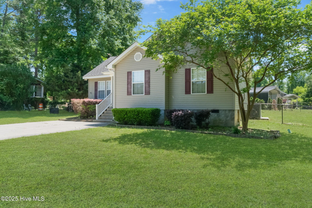 1028 Richmond Rd Rockingham, NC 28379