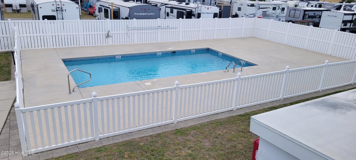 303 Henderson Blvd Atlantic Beach, NC 28512